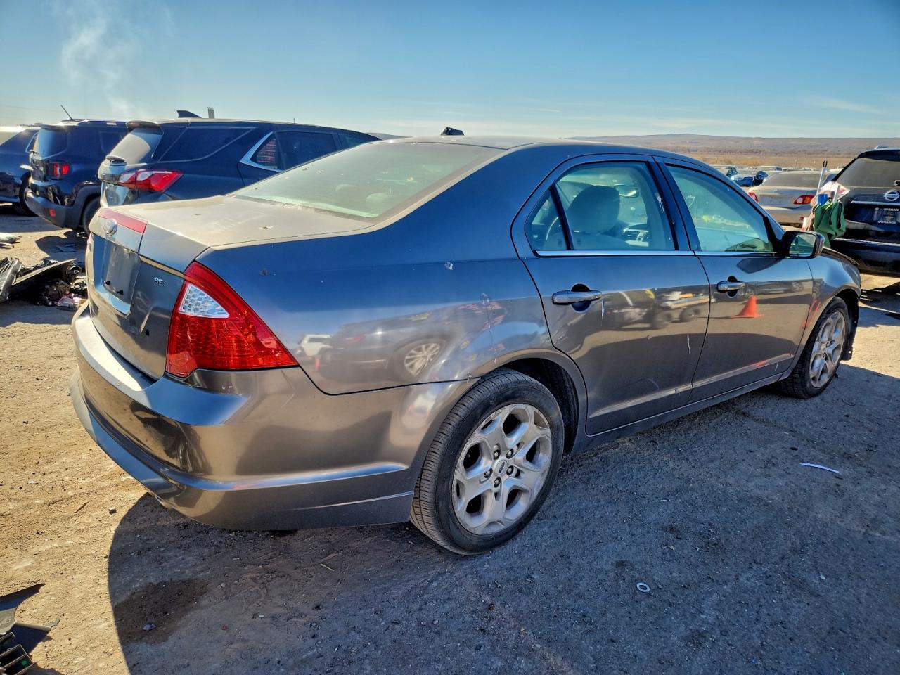 2010 FORD FUSION SE photo 3
