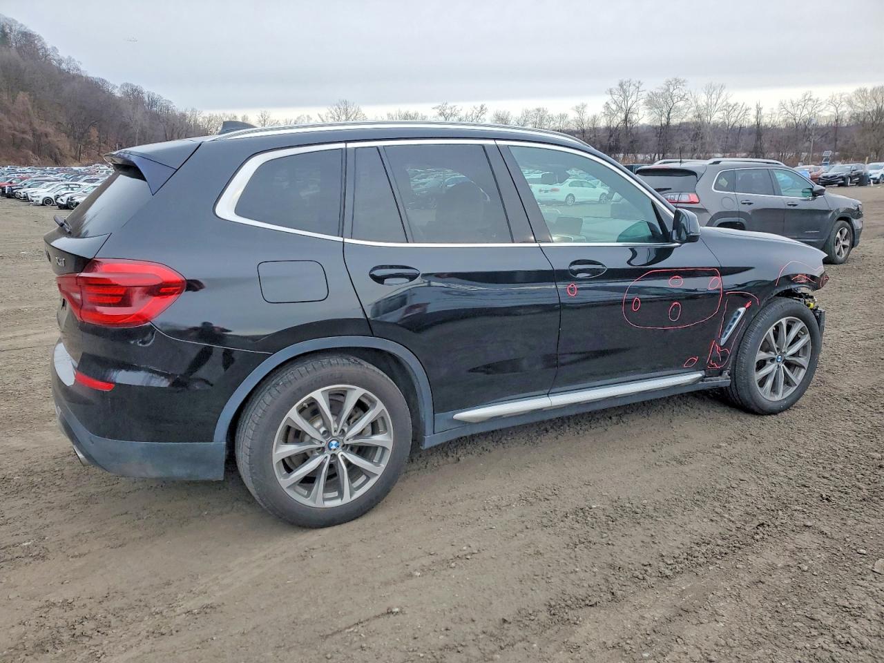 2018 BMW X3 XDRIVE30I photo 3