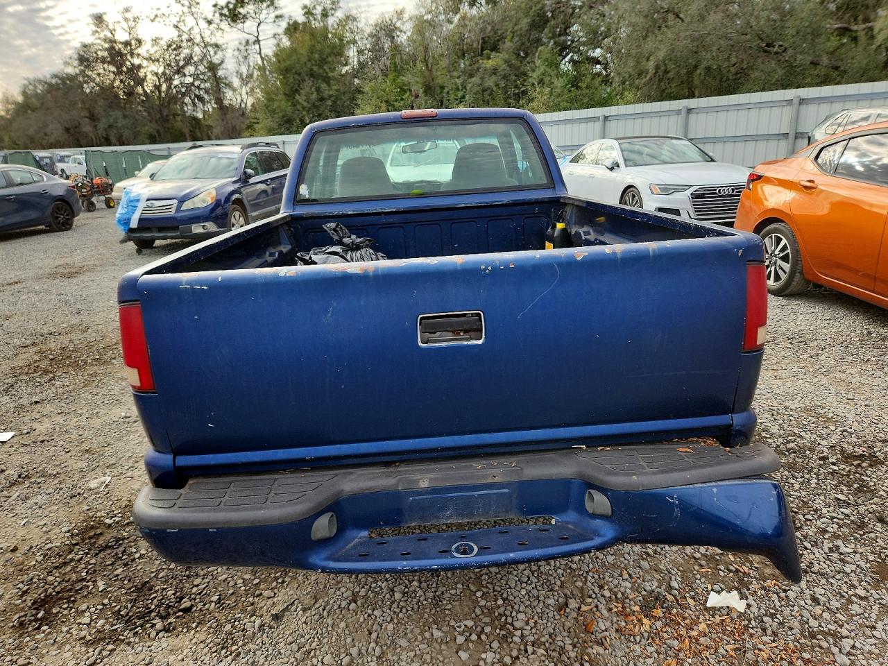 2000 CHEVROLET S TRUCK S10 photo 6