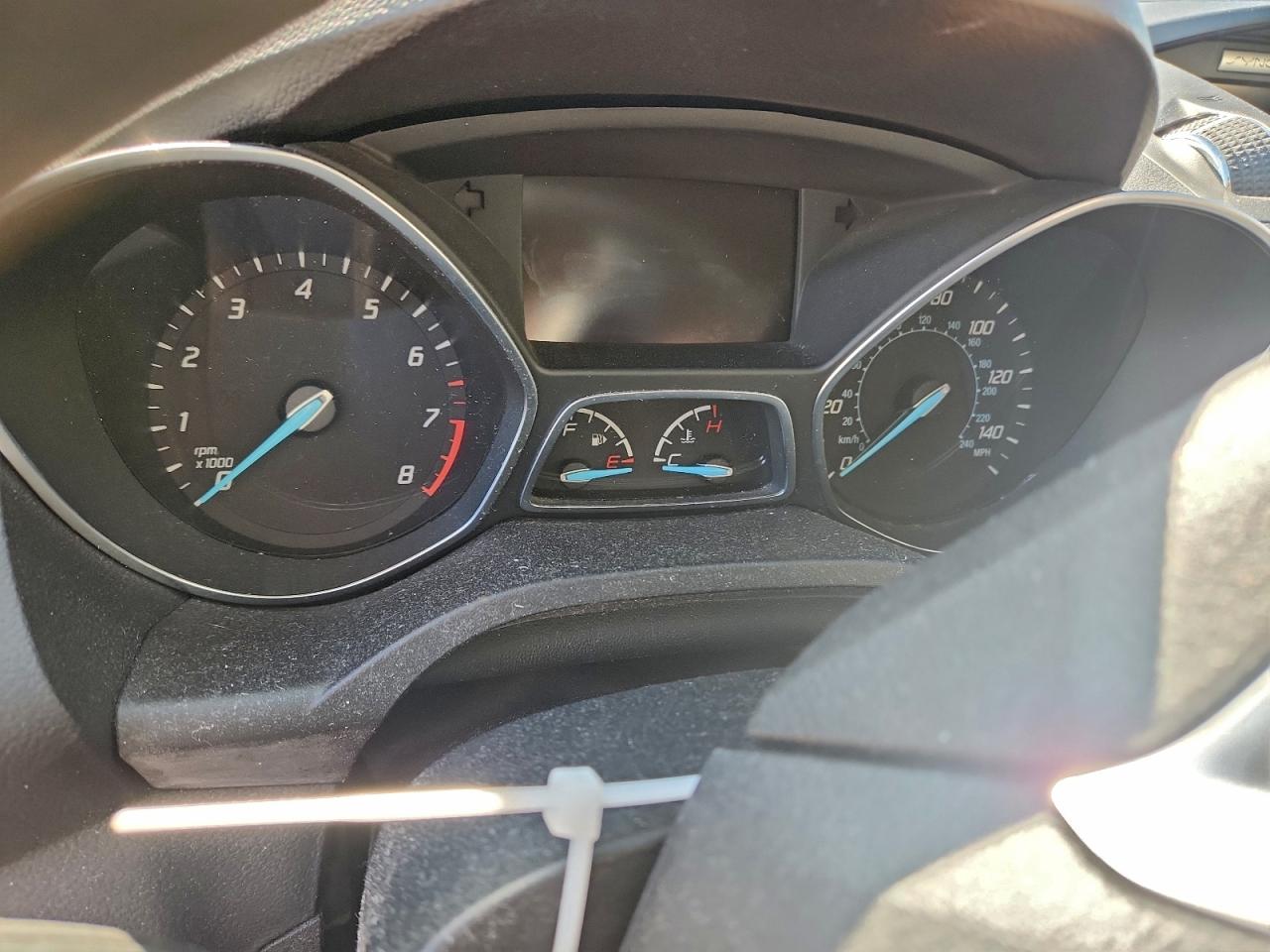 2016 FORD ESCAPE SE photo 9