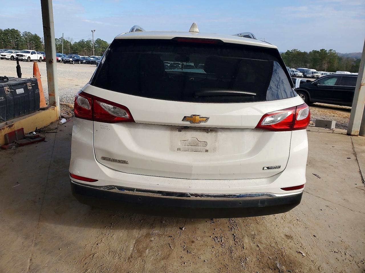 2018 CHEVROLET EQUINOX PREMIER photo 6