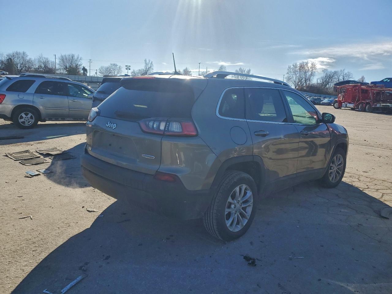 2019 JEEP CHEROKEE LATITUDE photo 3
