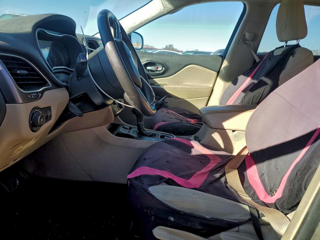 2019 JEEP CHEROKEE LATITUDE photo 7