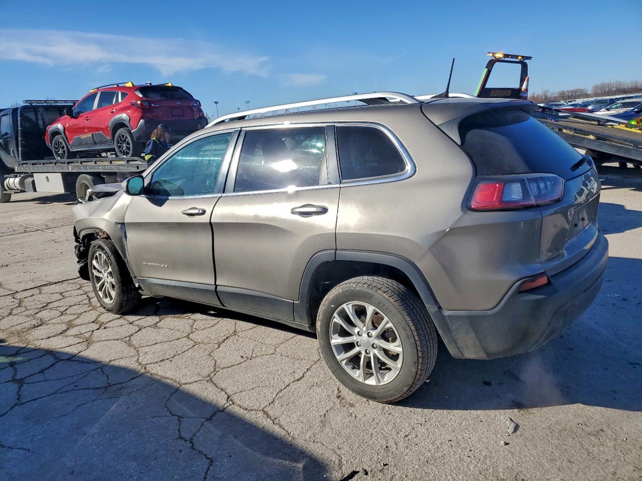 2019 JEEP CHEROKEE LATITUDE photo 2