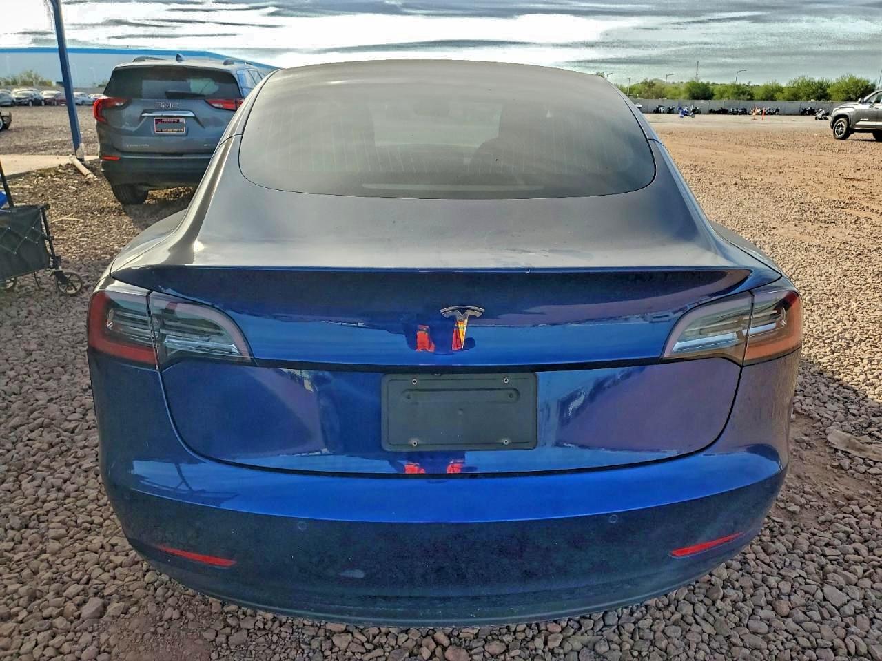 2019 TESLA MODEL 3 photo 6