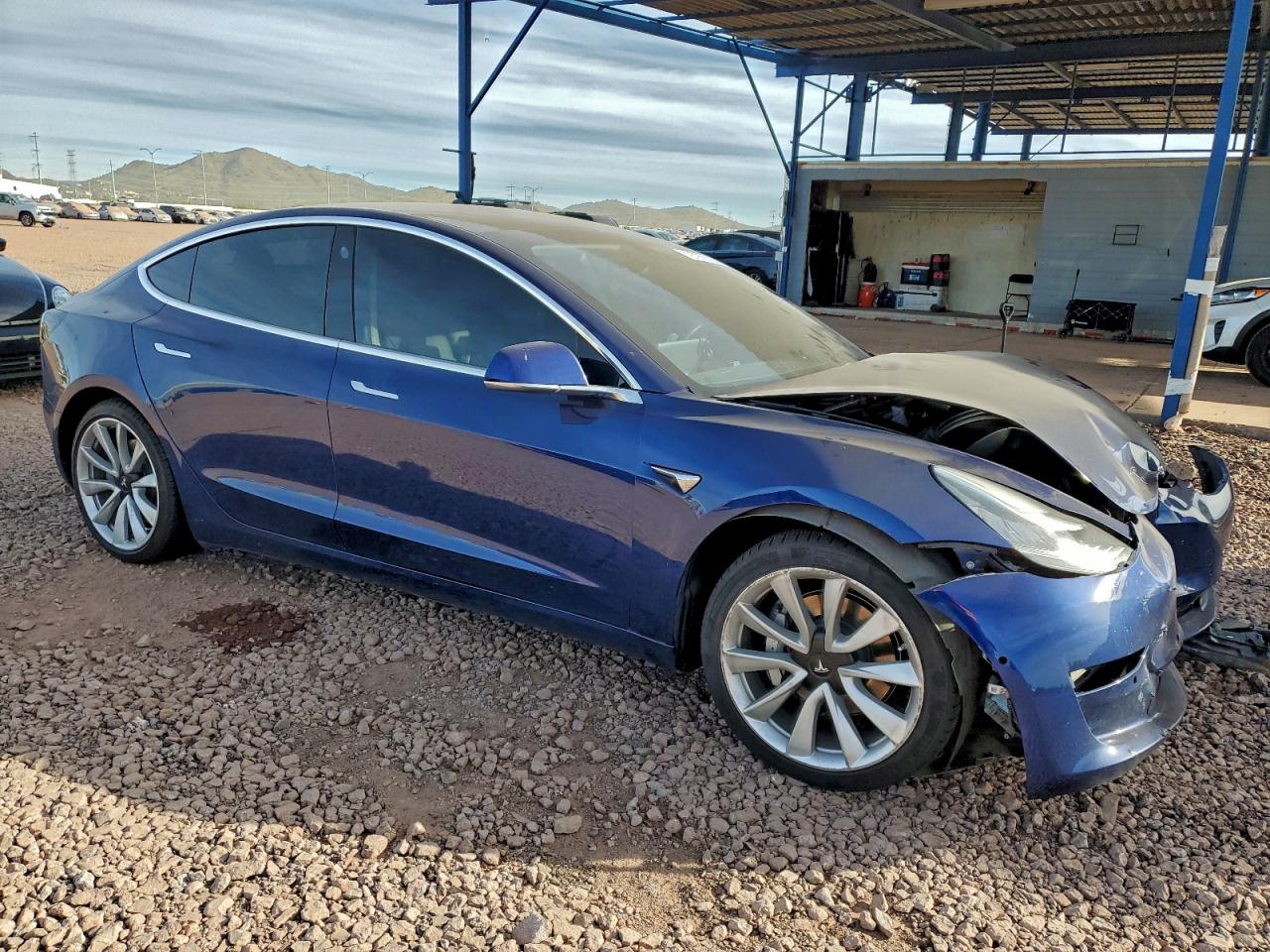 2019 TESLA MODEL 3 photo 4