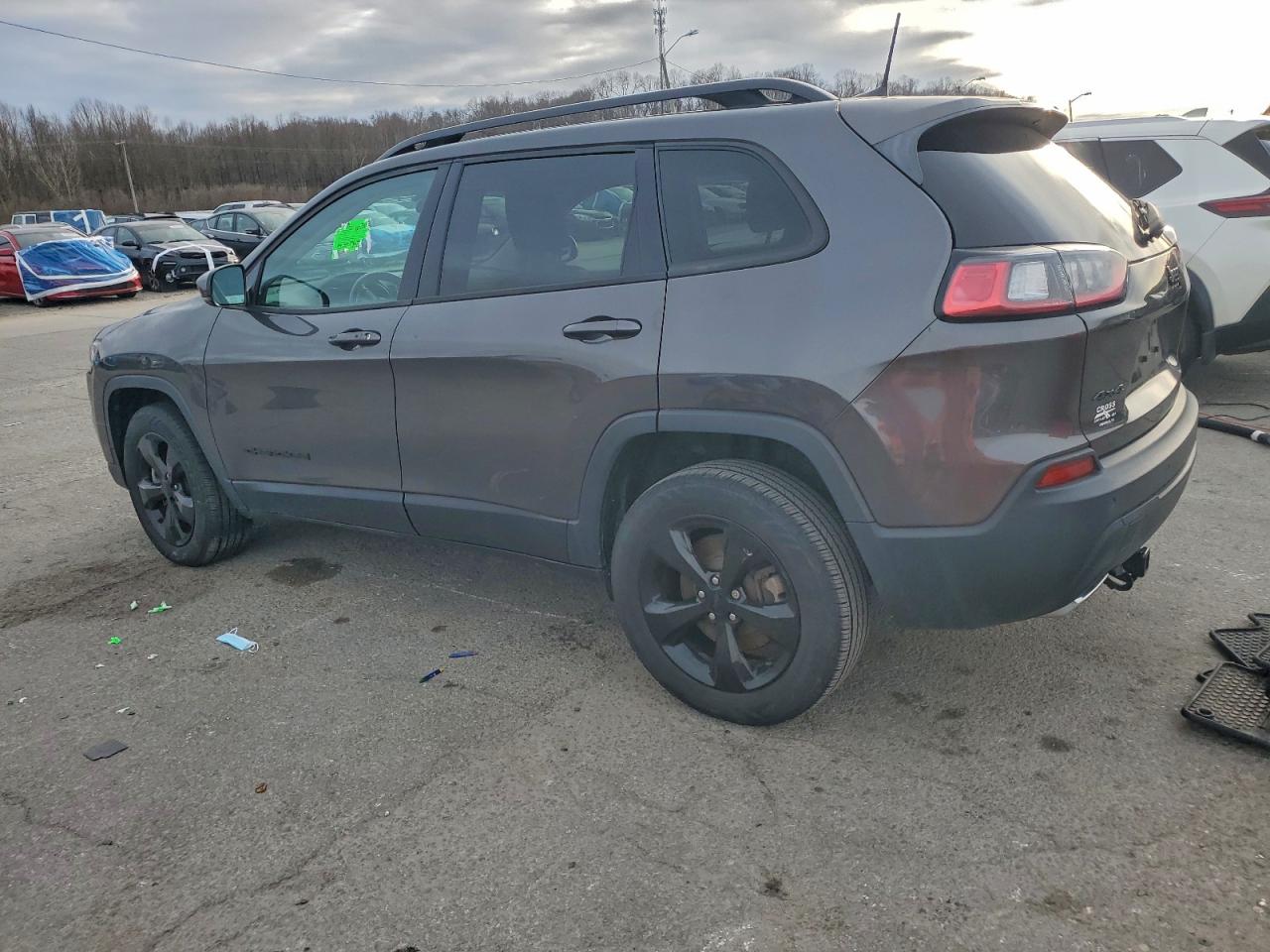 2019 JEEP CHEROKEE LATITUDE PLUS photo 2