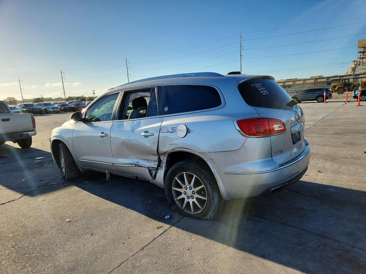 2016 BUICK ENCLAVE photo 4