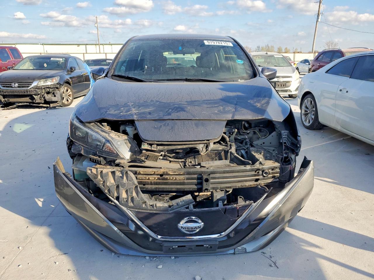 2019 NISSAN LEAF S photo 5