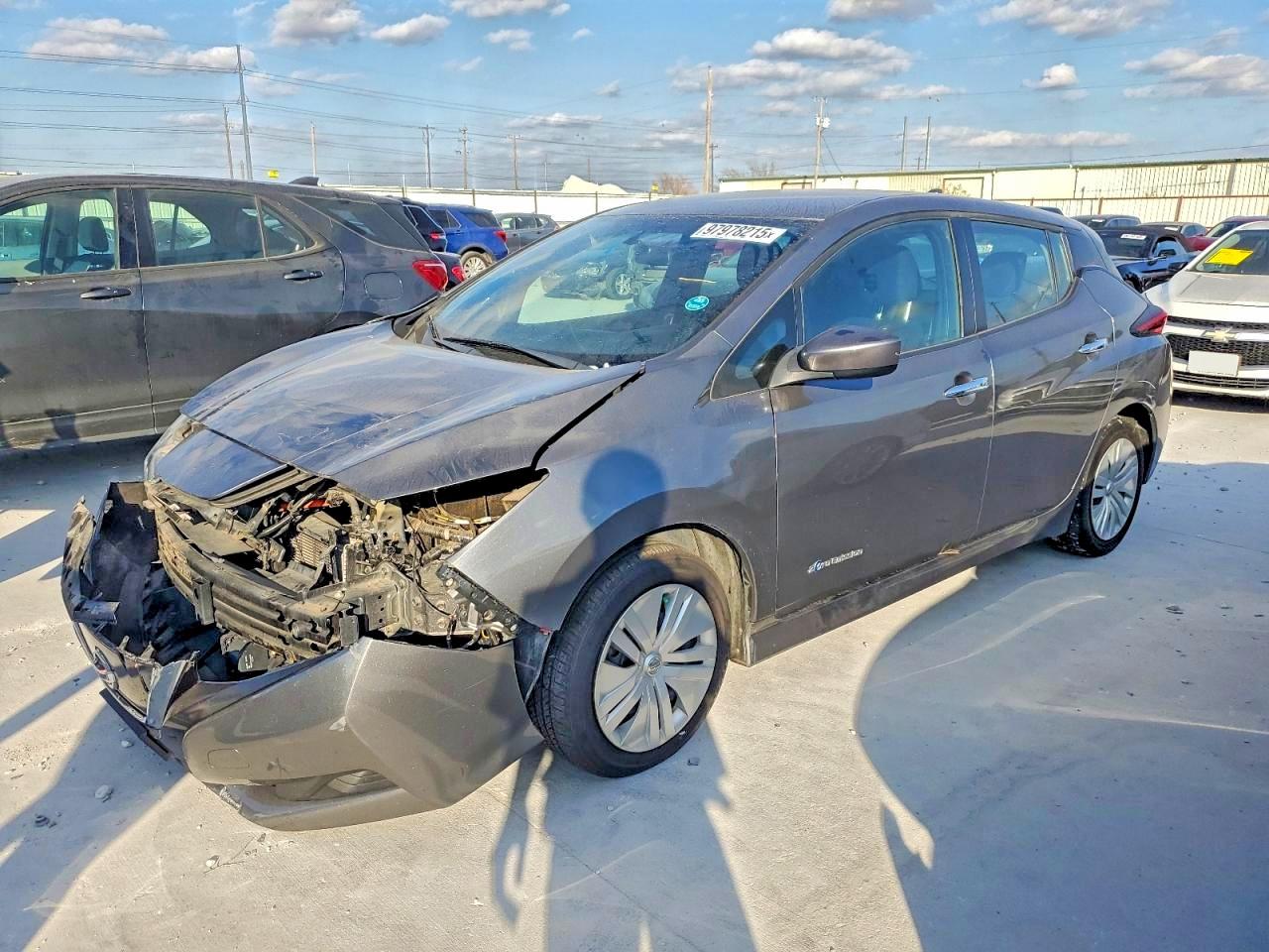 2019 NISSAN LEAF
