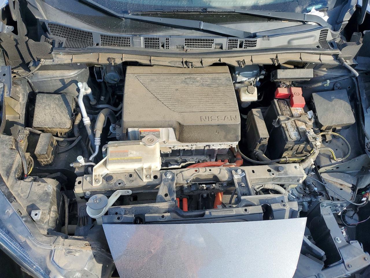 2019 NISSAN LEAF S photo 11