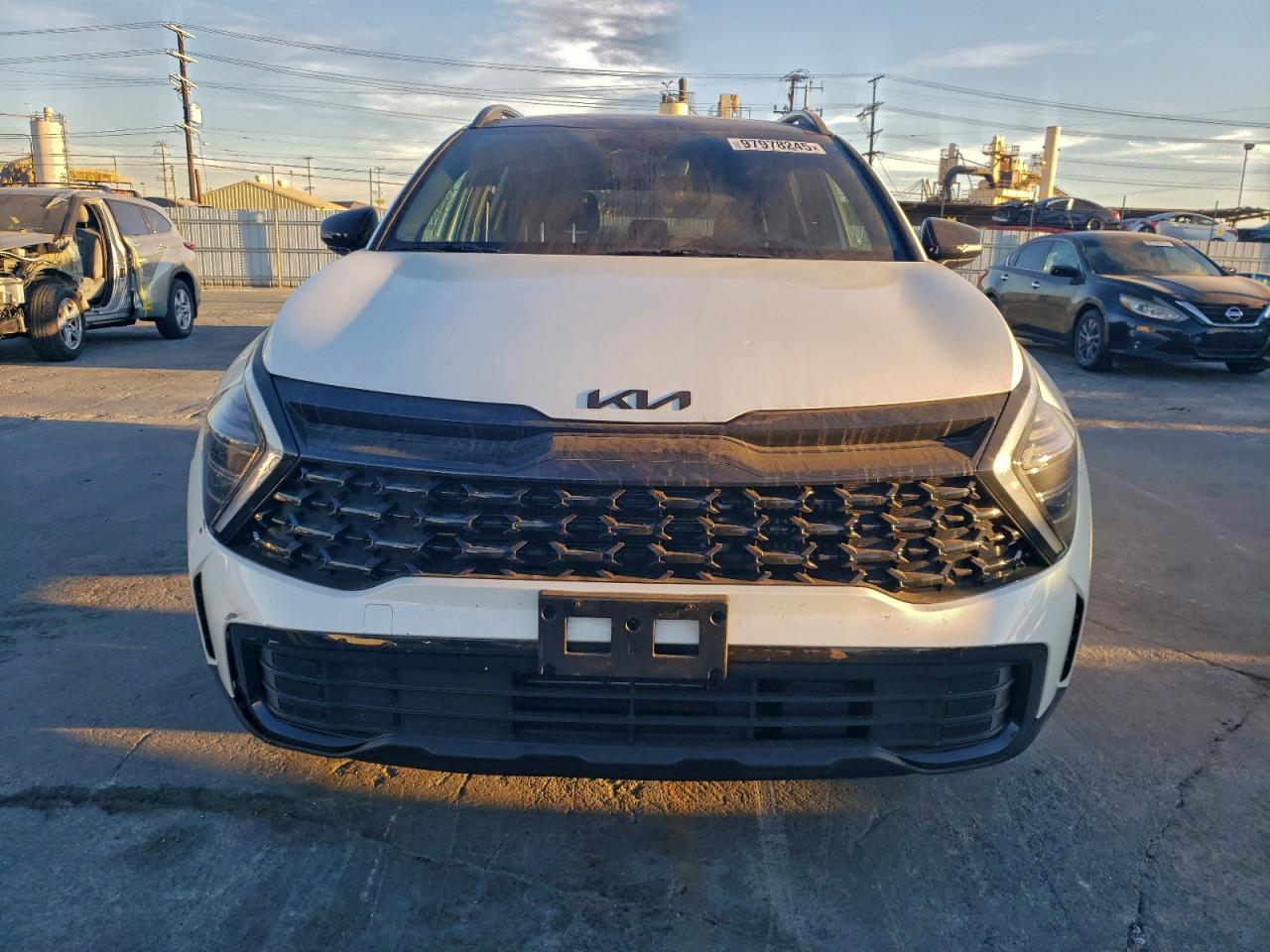 2025 KIA SPORTAGE X LINE photo 5