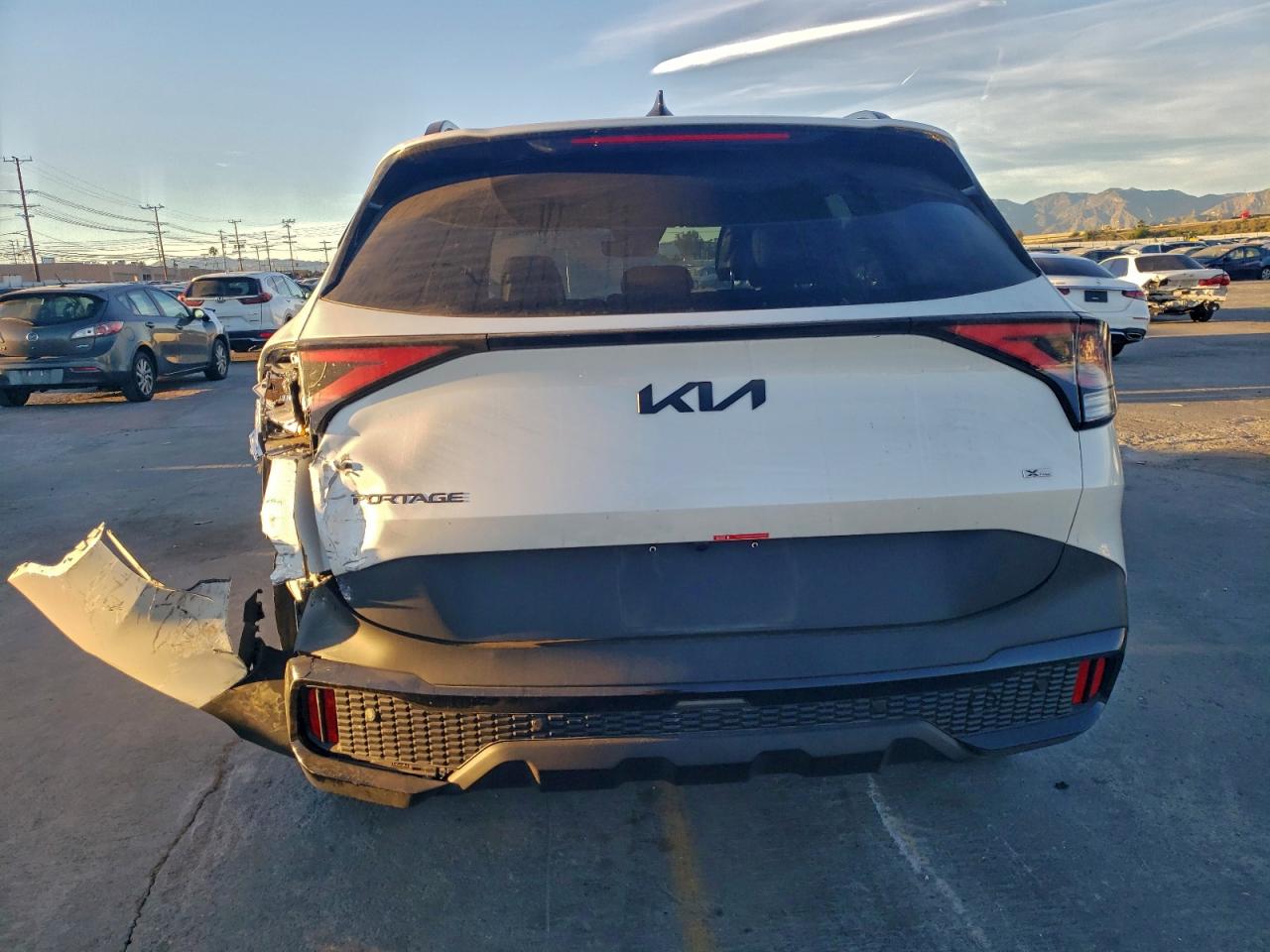 2025 KIA SPORTAGE X LINE photo 6