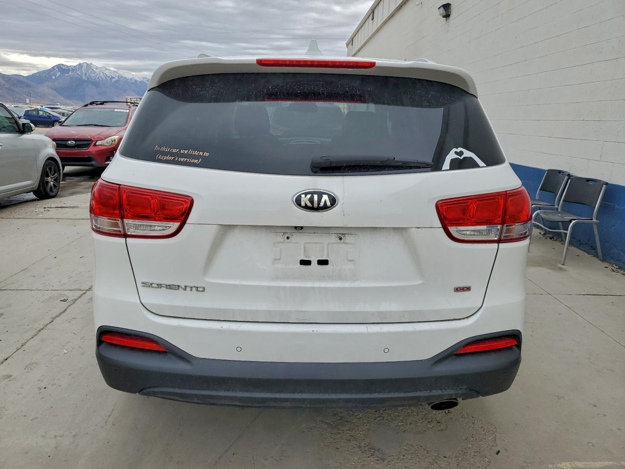 2016 KIA SORENTO LX photo 6