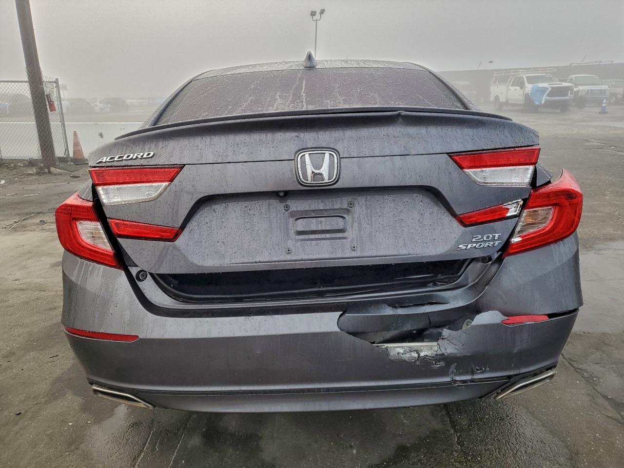 2018 HONDA ACCORD SPORT photo 6