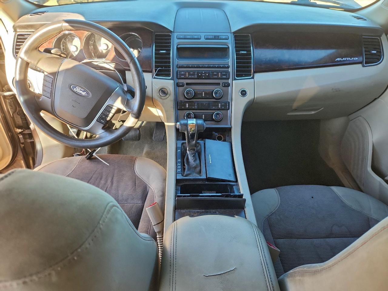 2011 FORD TAURUS SEL photo 8