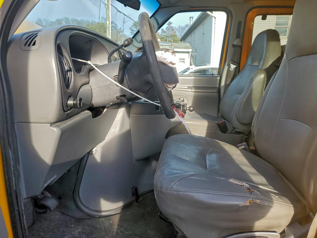 2007 FORD ECONOLINE E250 VAN photo 7