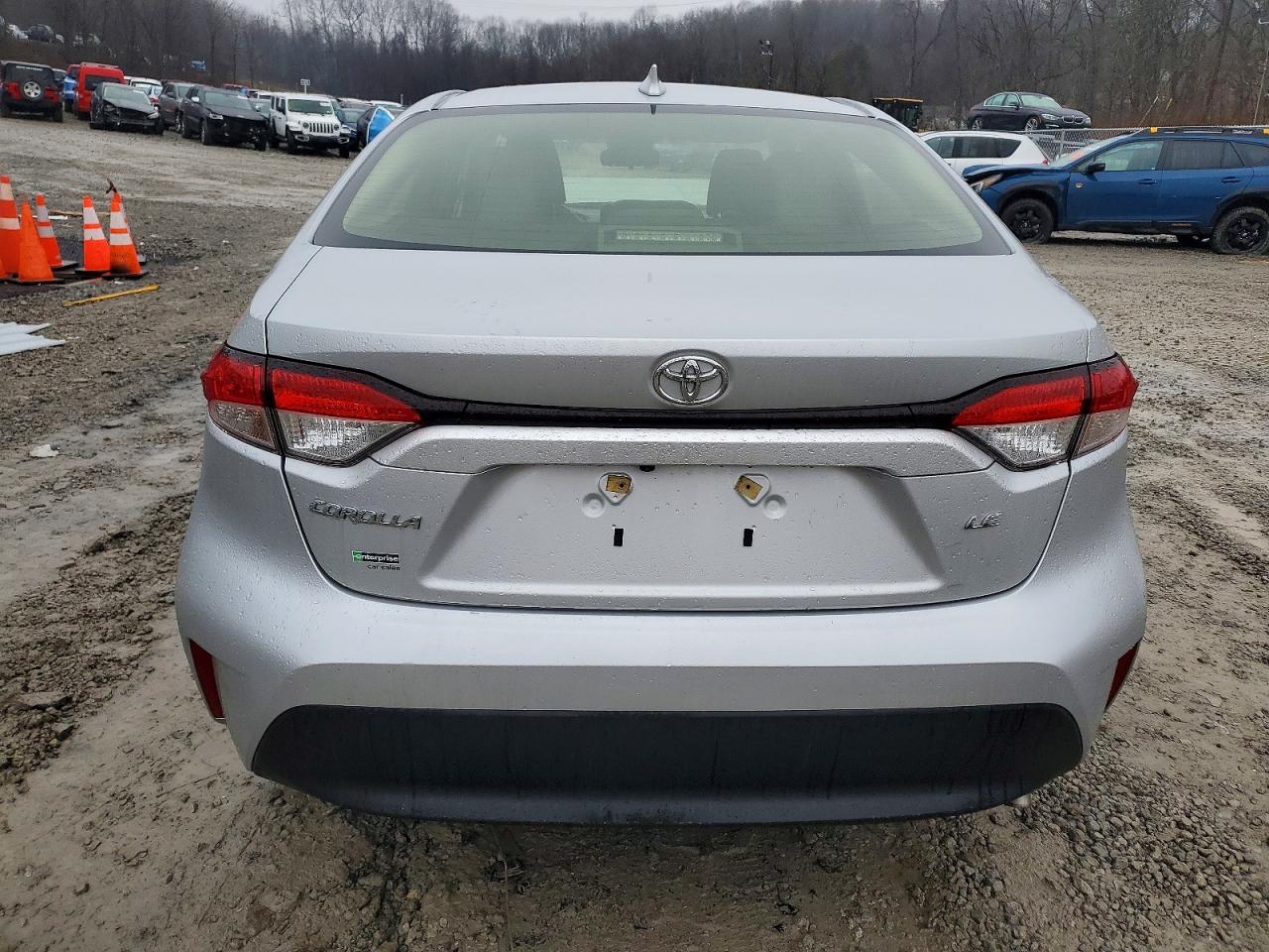 2023 TOYOTA COROLLA LE photo 6