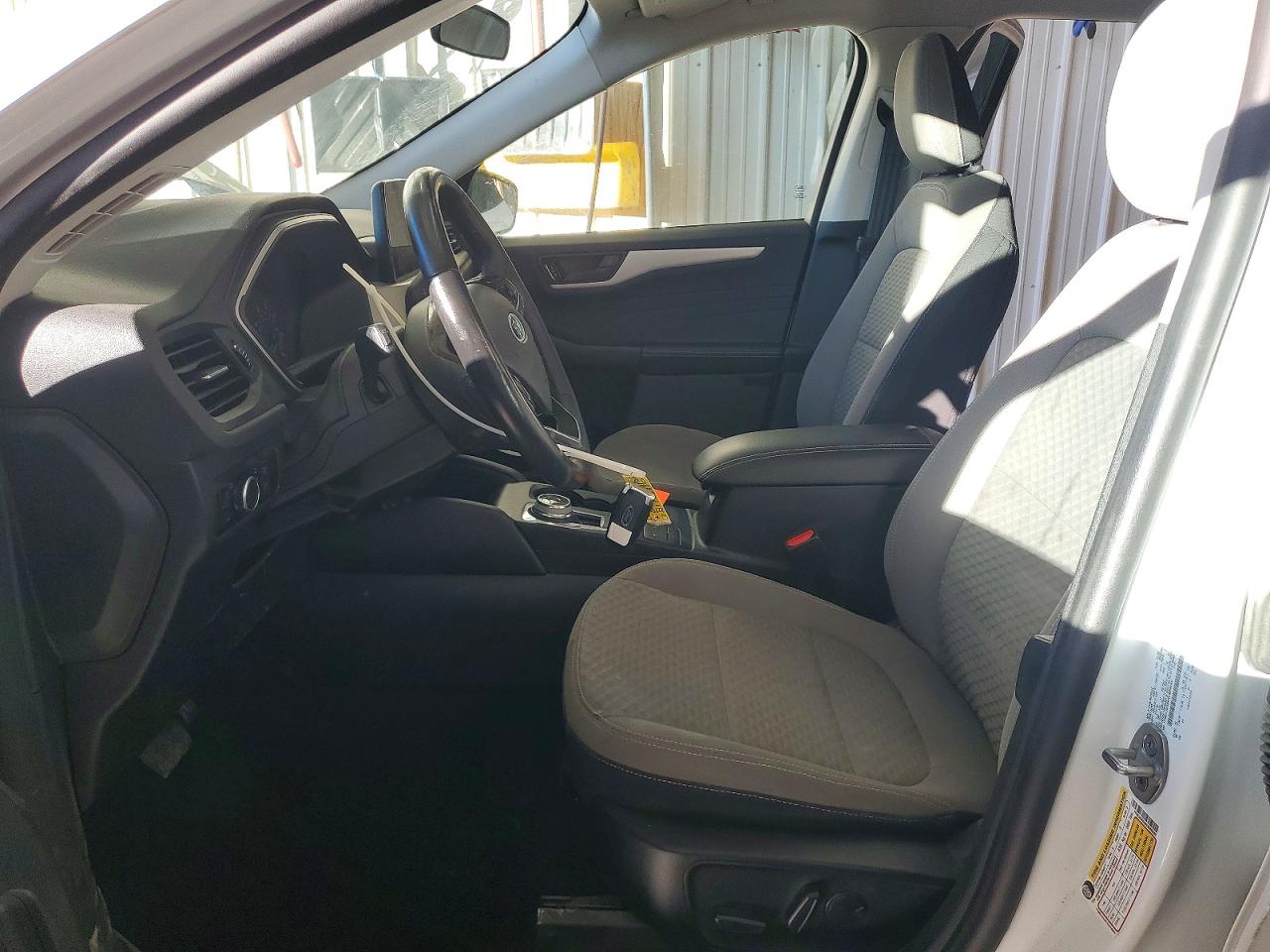 2022 FORD ESCAPE SE photo 7