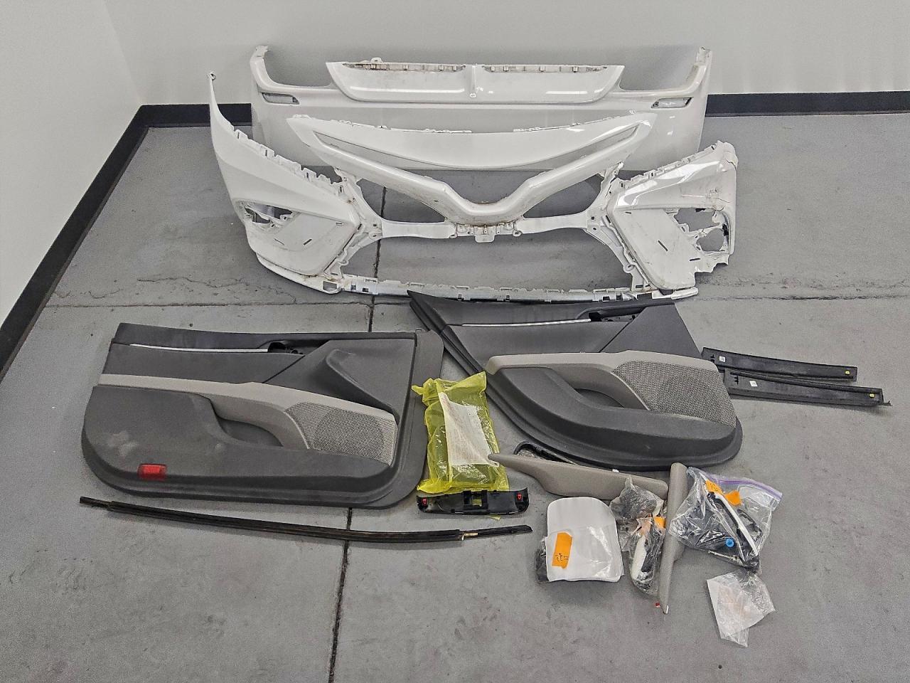 2022 TOYOTA CAMRY NIGHT SHADE photo 12