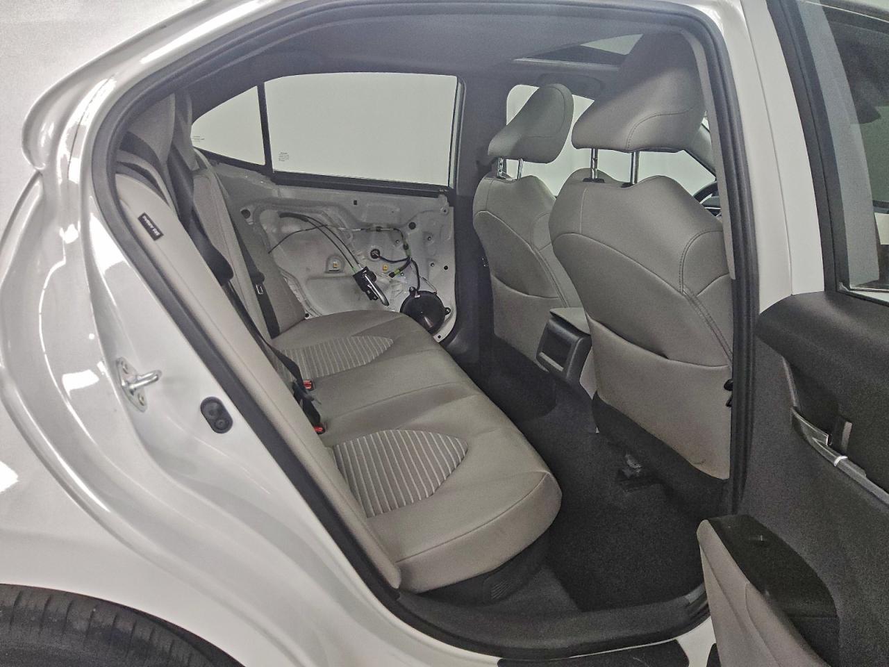 2022 TOYOTA CAMRY NIGHT SHADE photo 10