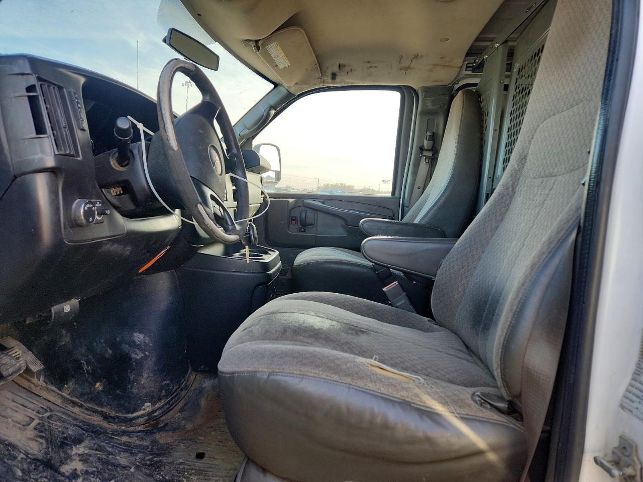 2015 GMC SAVANA UTILITY / SERVICE VAN photo 7