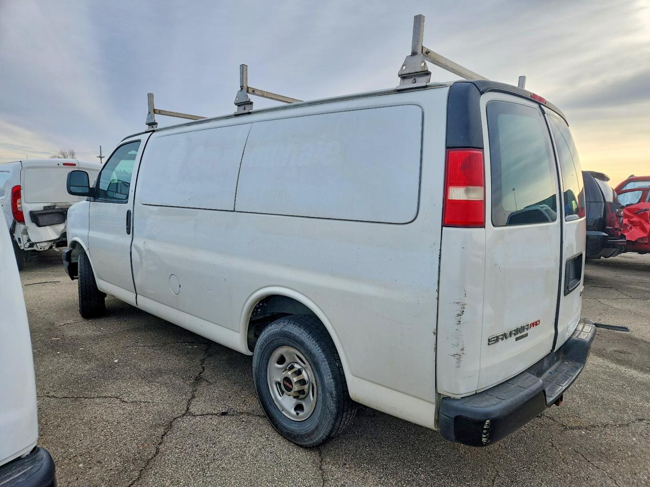 2015 GMC SAVANA UTILITY / SERVICE VAN photo 2