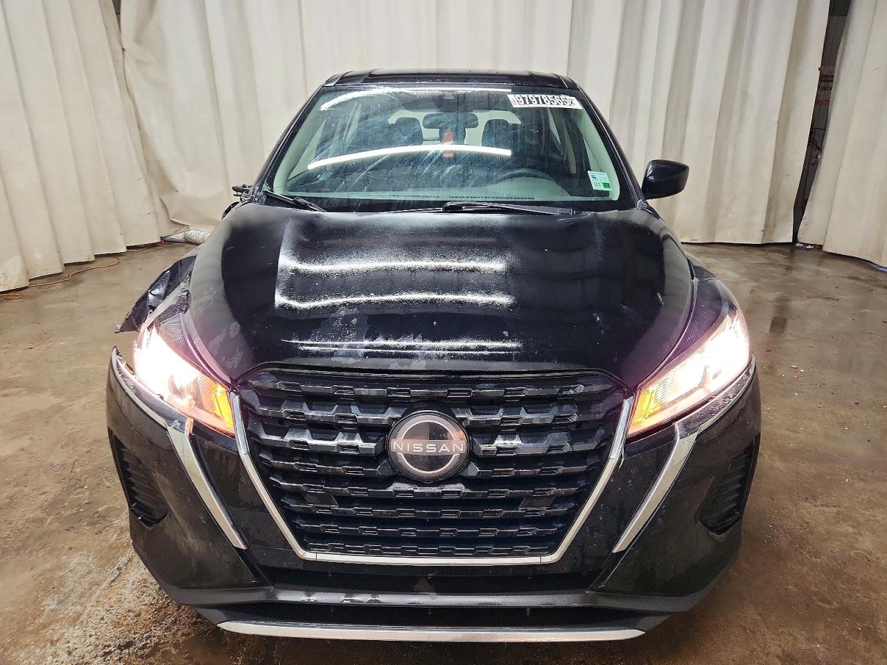 2023 NISSAN KICKS S photo 5