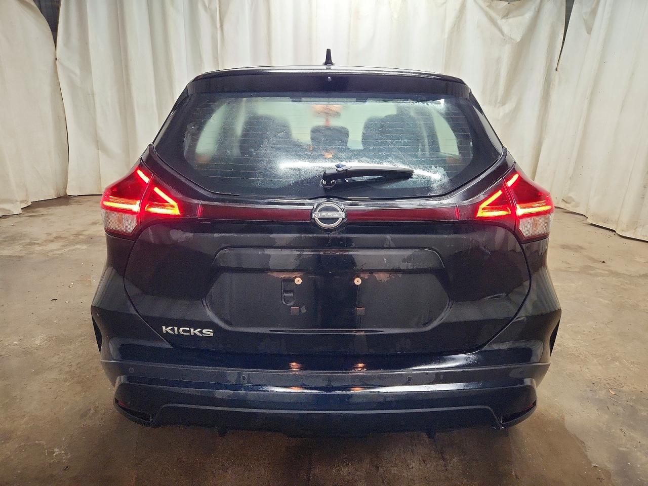 2023 NISSAN KICKS S photo 6