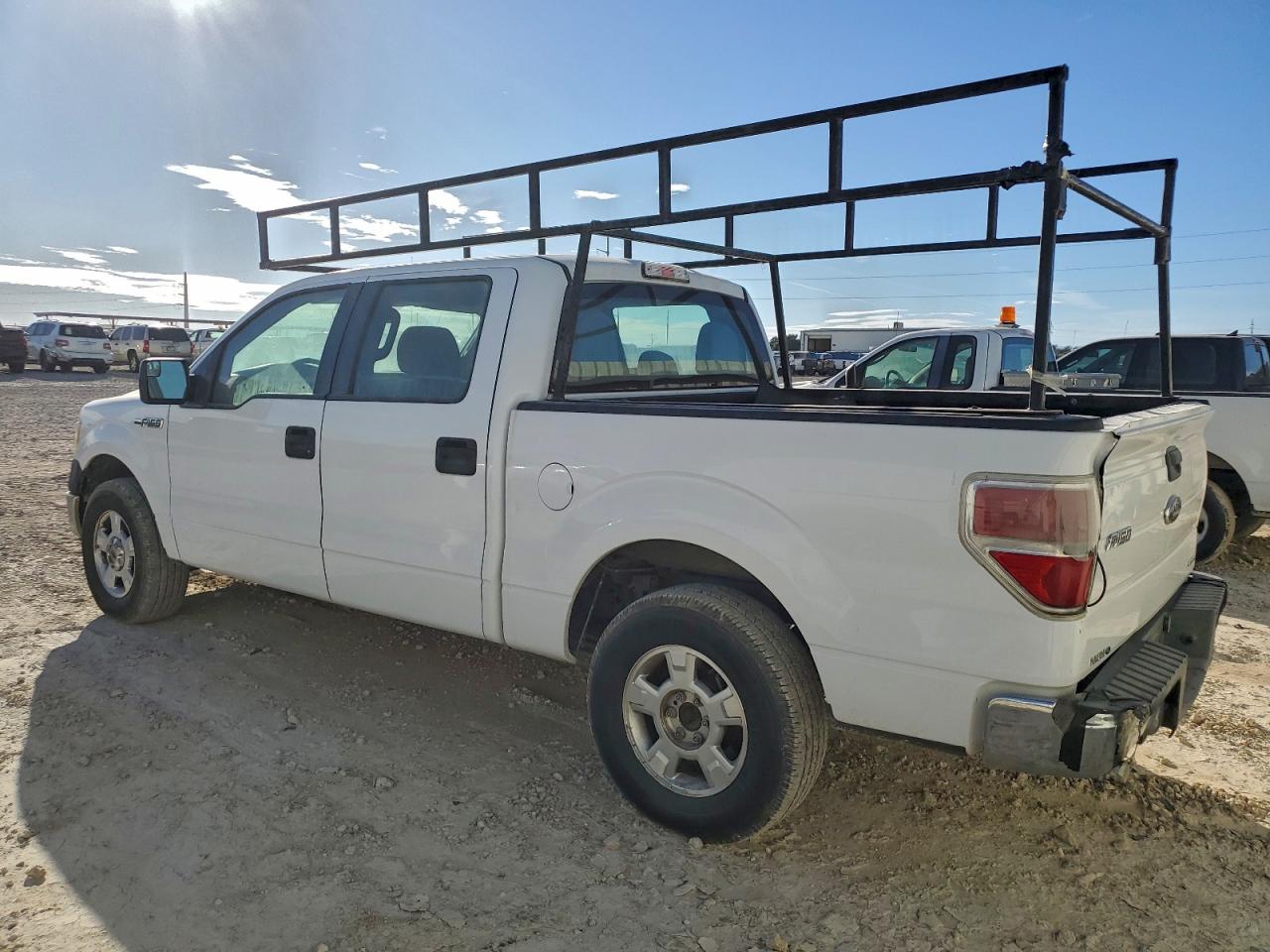 2014 FORD F150 SUPERCREW photo 2