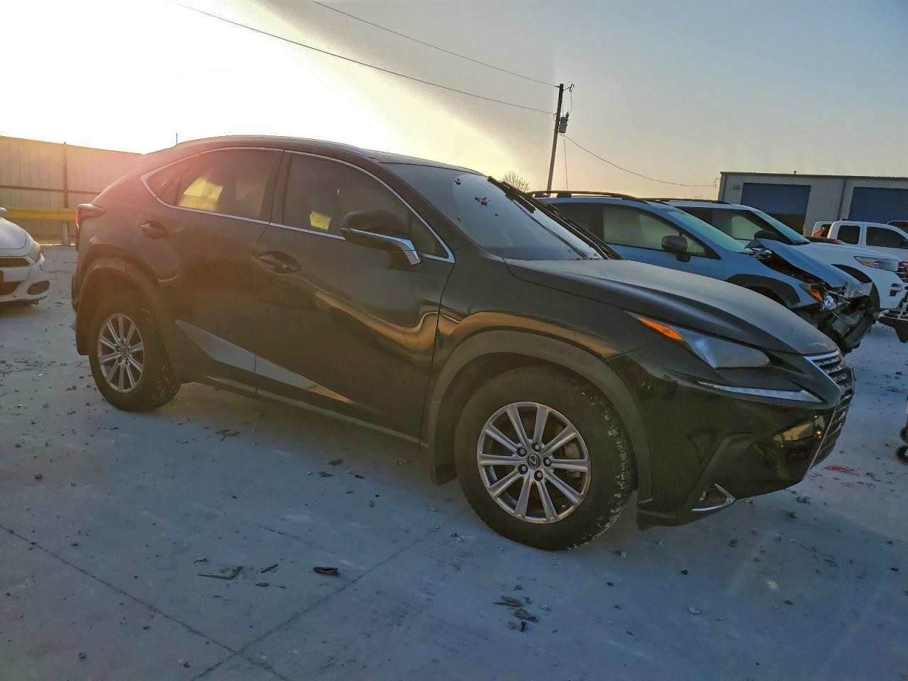 2021 LEXUS NX 300 BASE photo 4