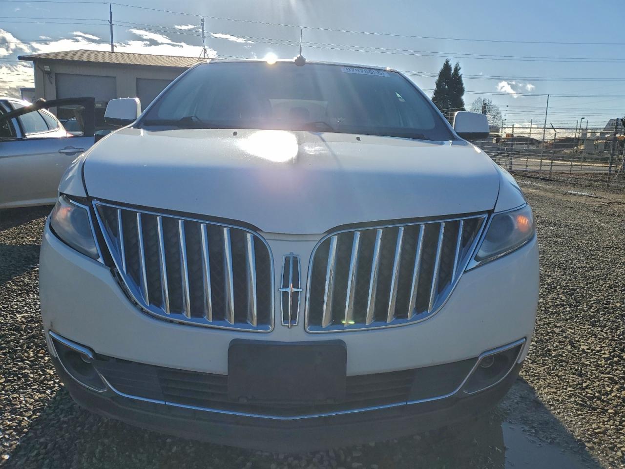 2011 LINCOLN MKX photo 5