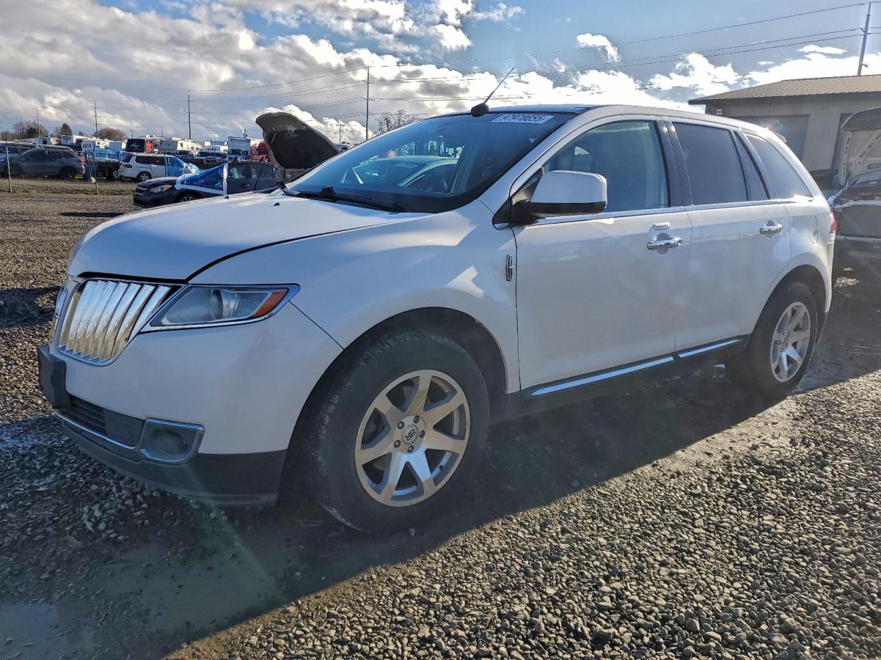 2011 LINCOLN MKX