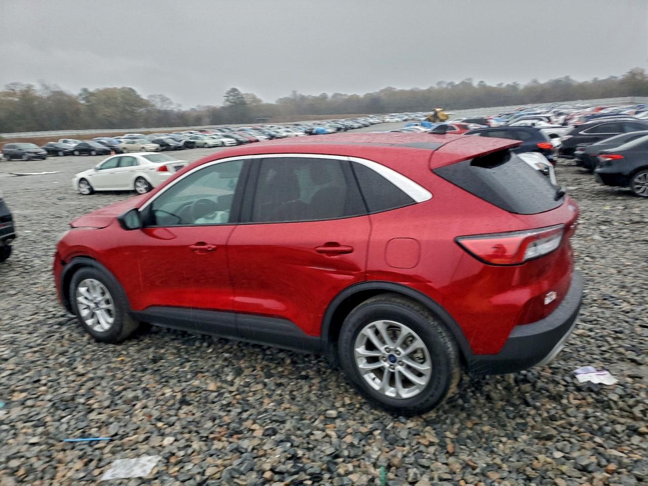 2022 FORD ESCAPE SE photo 2