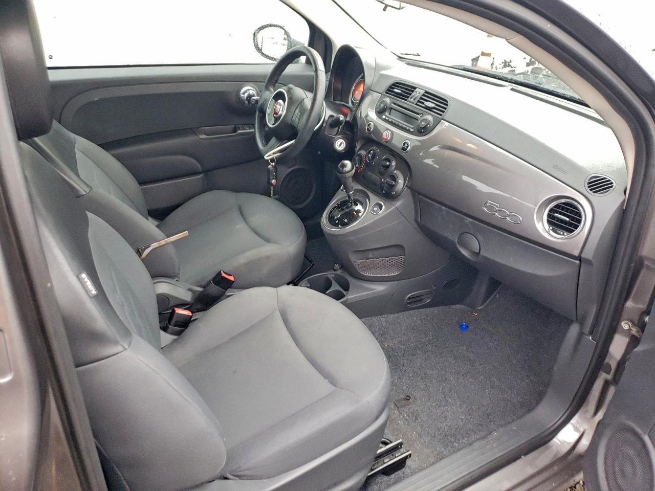 2013 FIAT 500 POP photo 8
