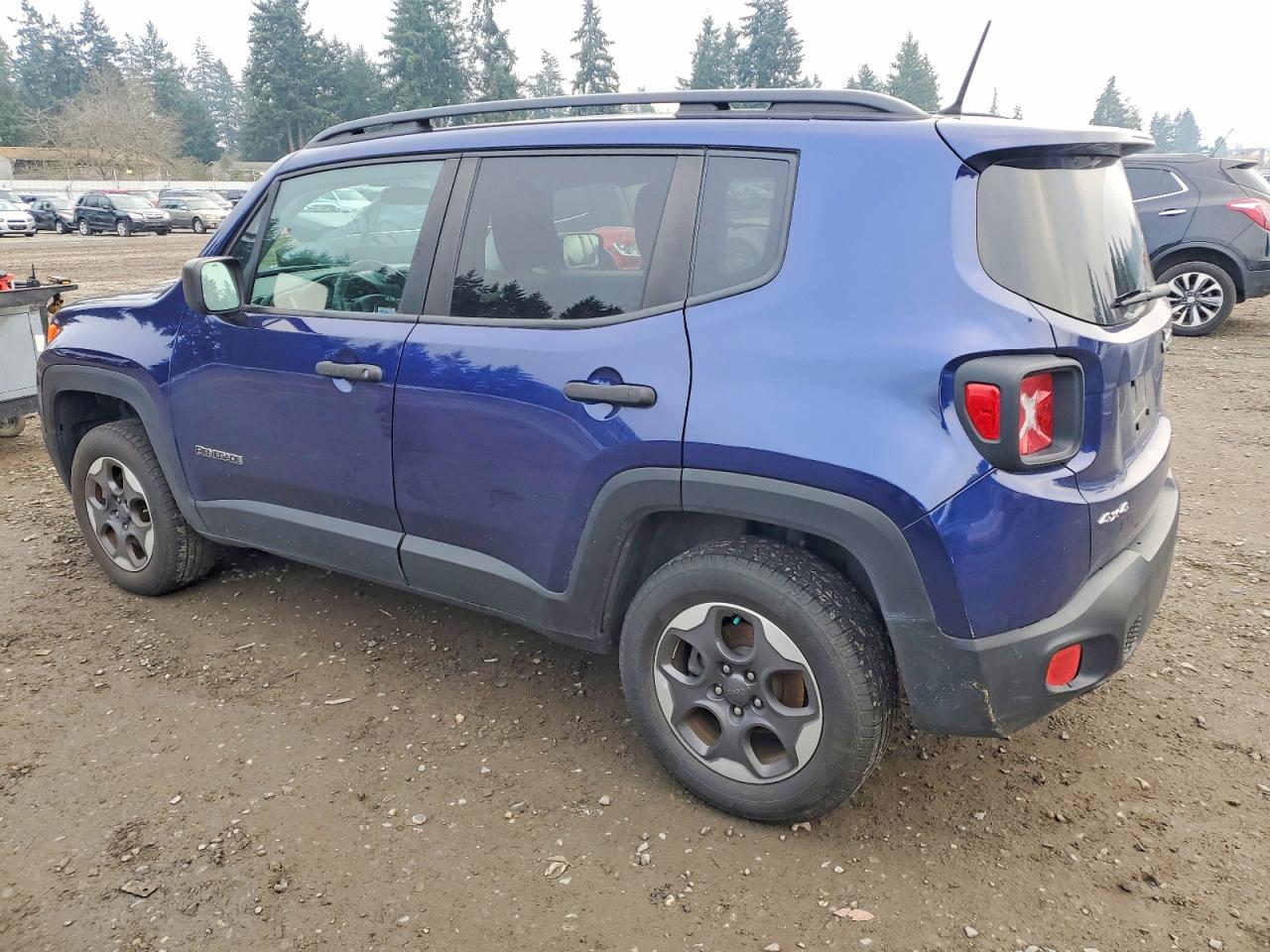 2017 JEEP RENEGADE SPORT photo 2