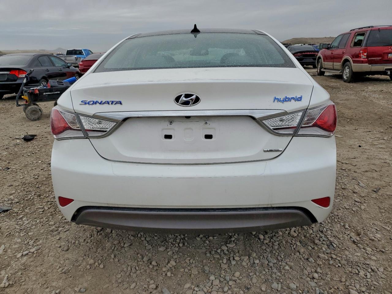 2015 HYUNDAI SONATA HYBRID photo 6