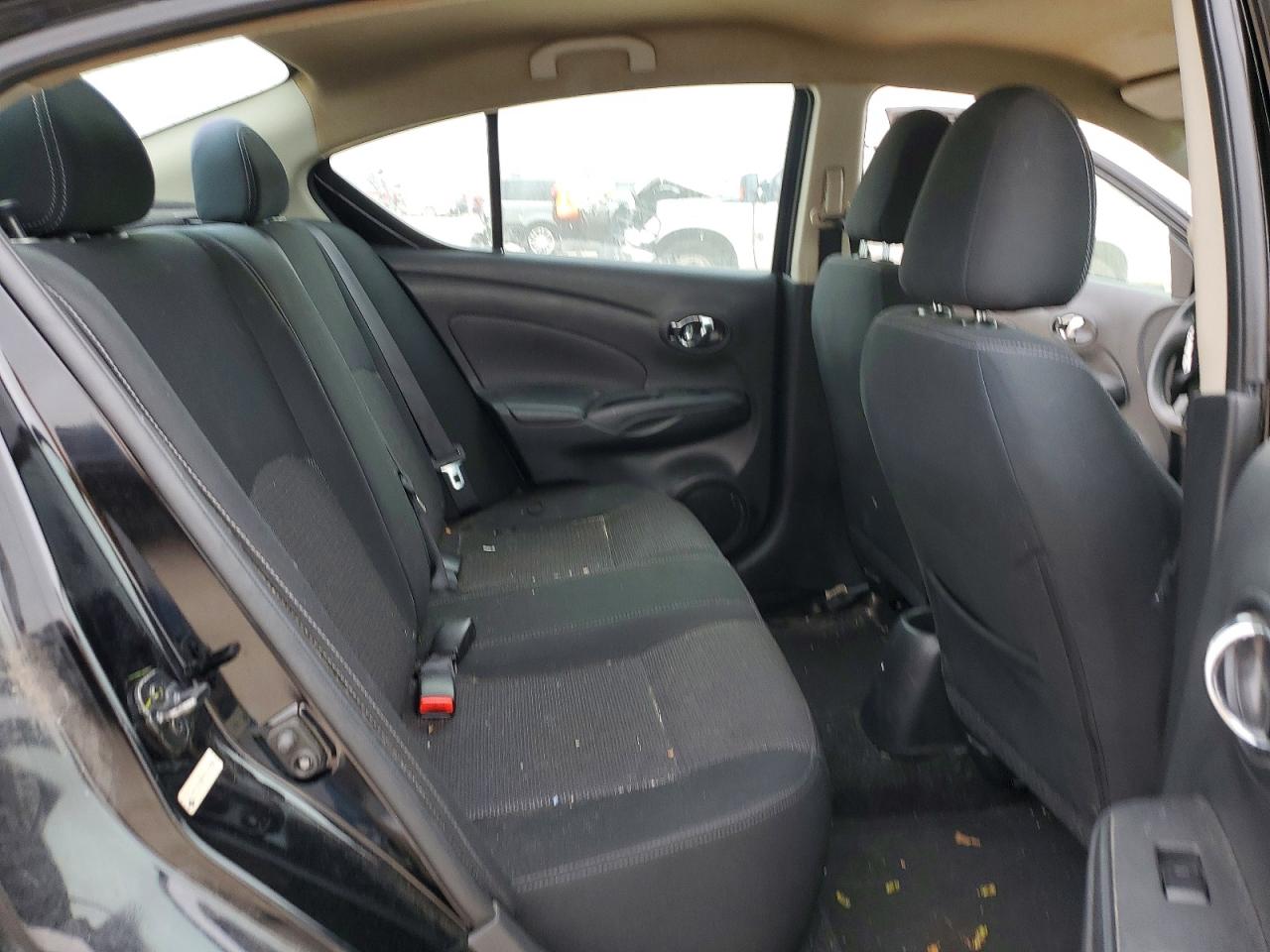 2019 NISSAN VERSA S photo 10