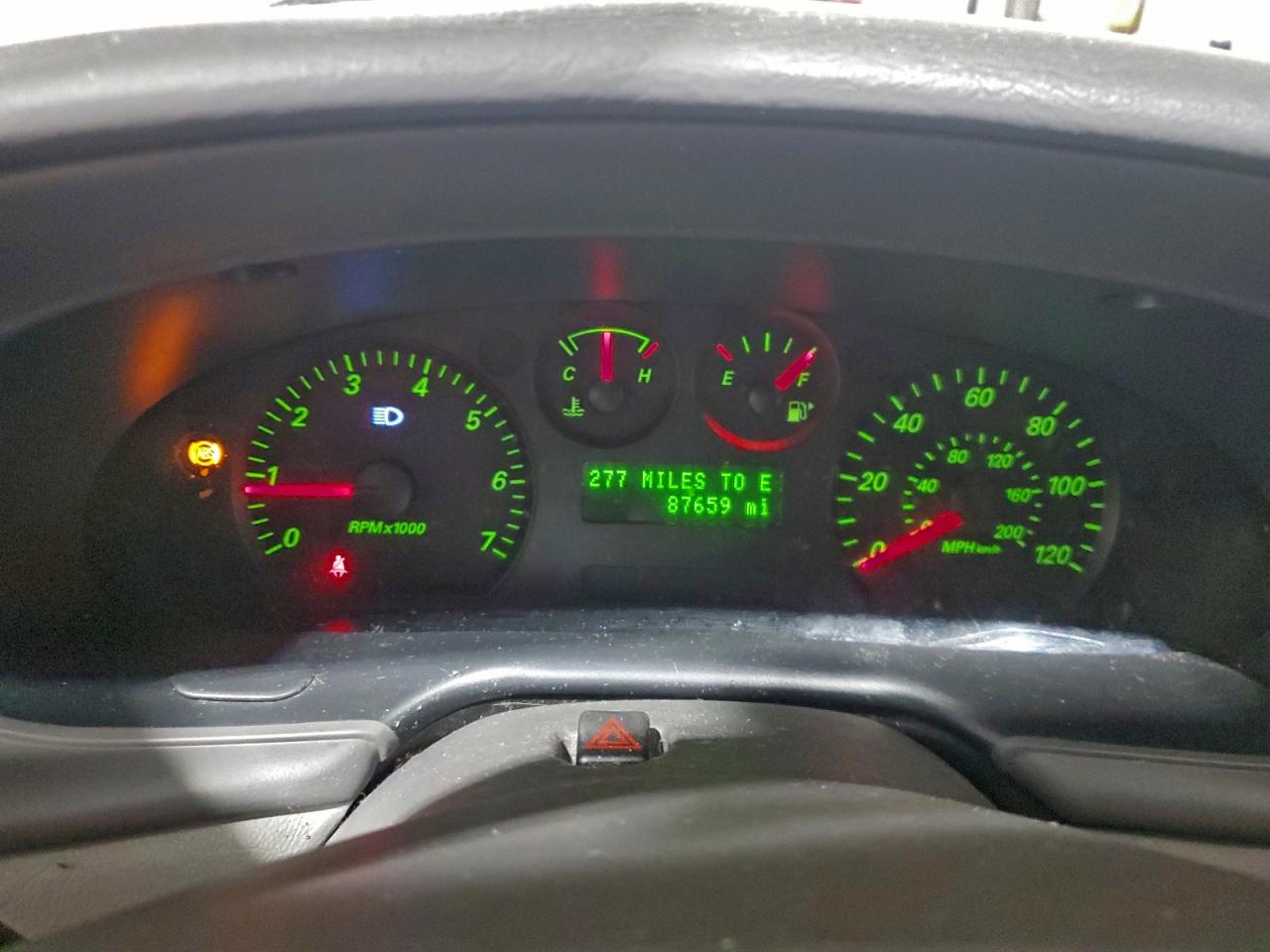 2004 FORD TAURUS SE photo 9
