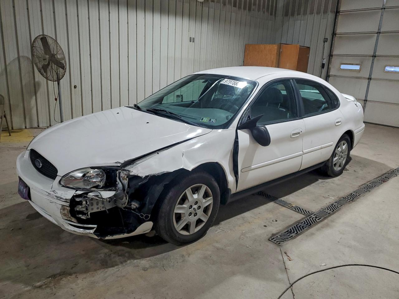 2004 FORD TAURUS