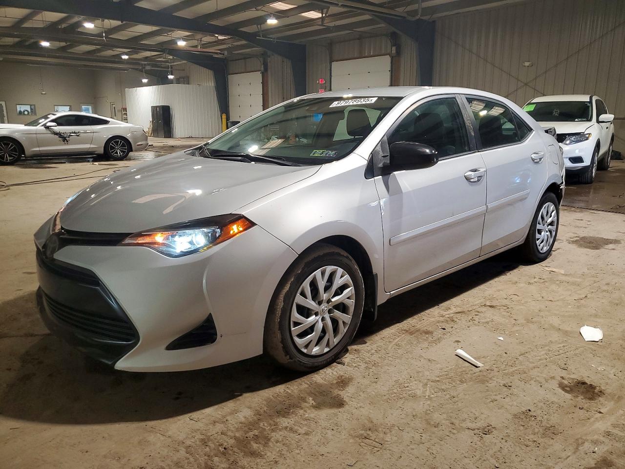 2018 TOYOTA COROLLA