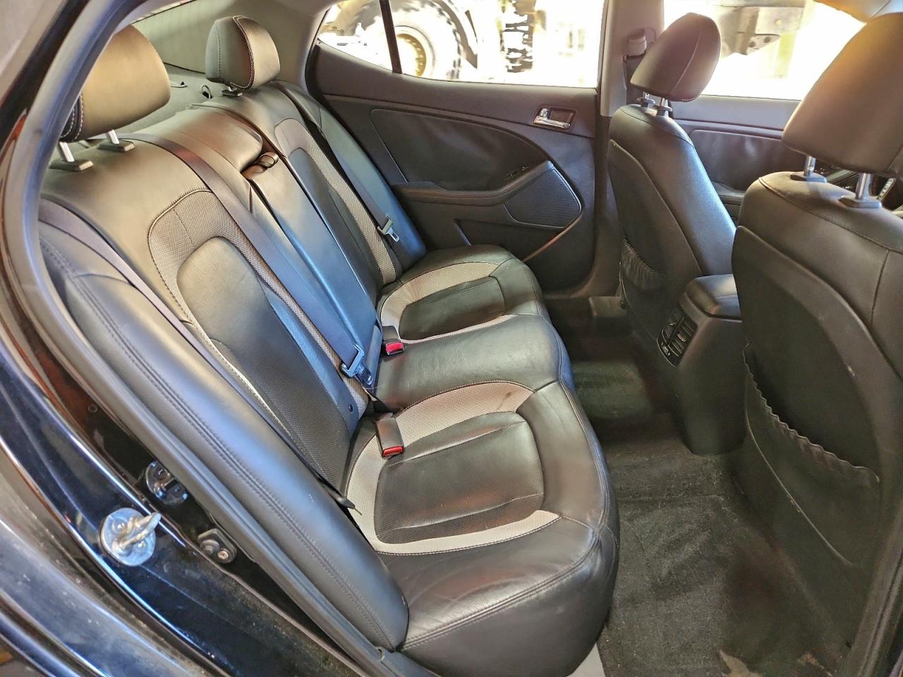 2011 KIA OPTIMA SX photo 10