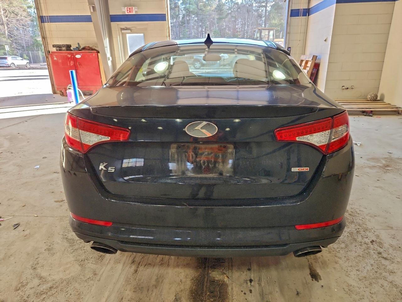 2011 KIA OPTIMA SX photo 6
