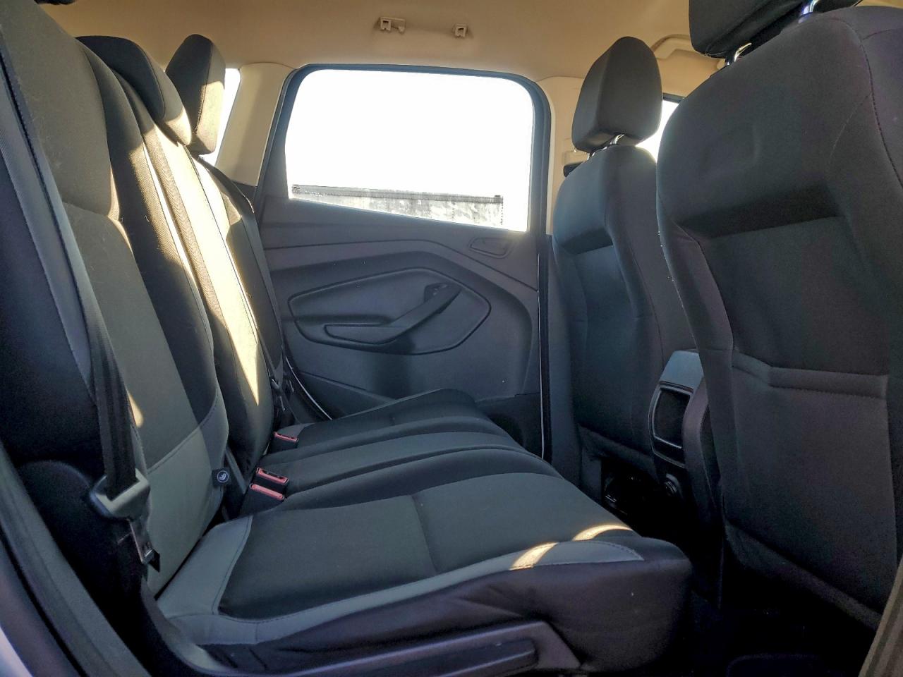2016 FORD ESCAPE S photo 11
