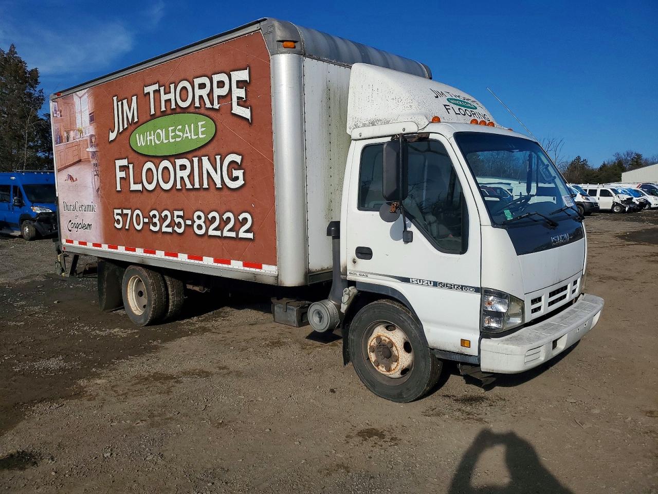 2006 ISUZU NPR BOX TRUCK photo 4