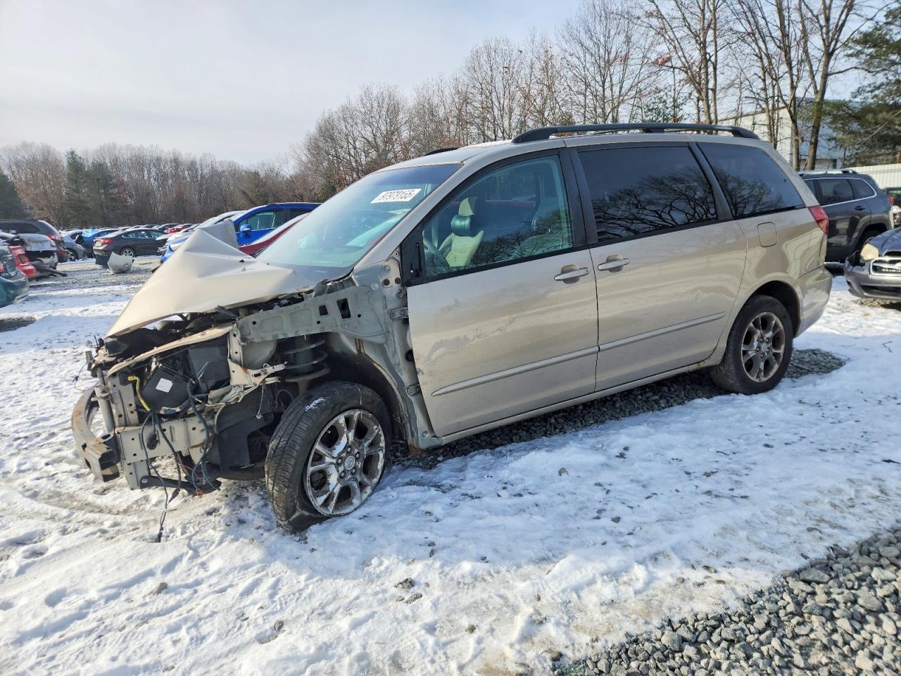 2004 TOYOTA SIENNA