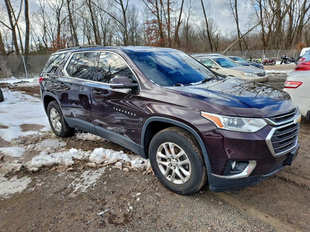 2020 CHEVROLET TRAVERSE LT photo 4