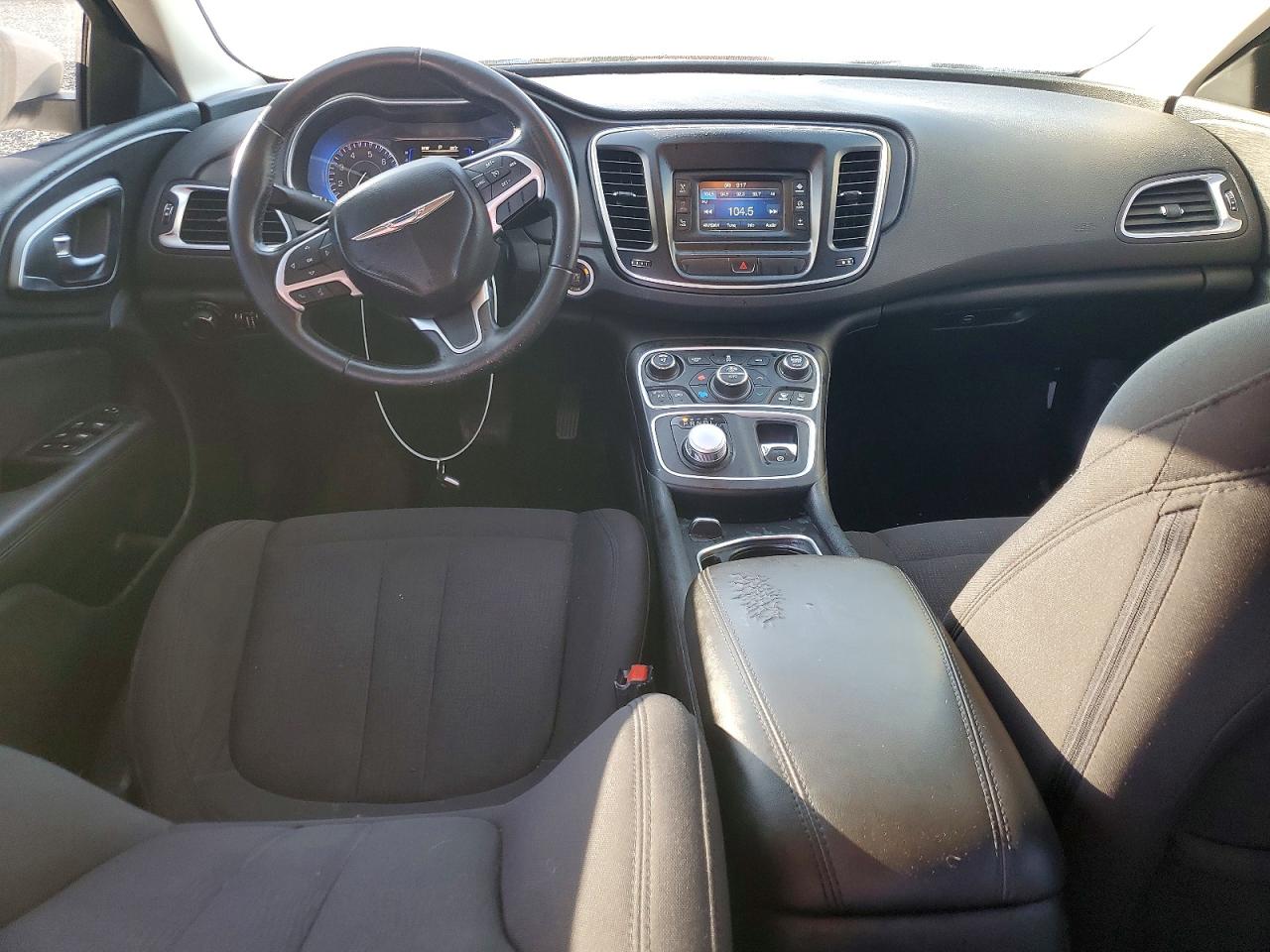 2015 CHRYSLER 200 LIMITED photo 8