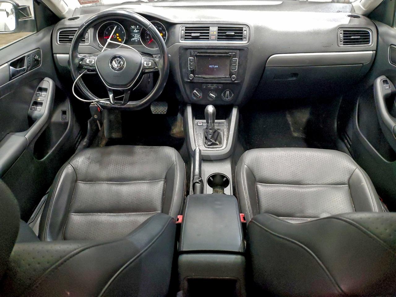 2015 VOLKSWAGEN JETTA SE photo 8