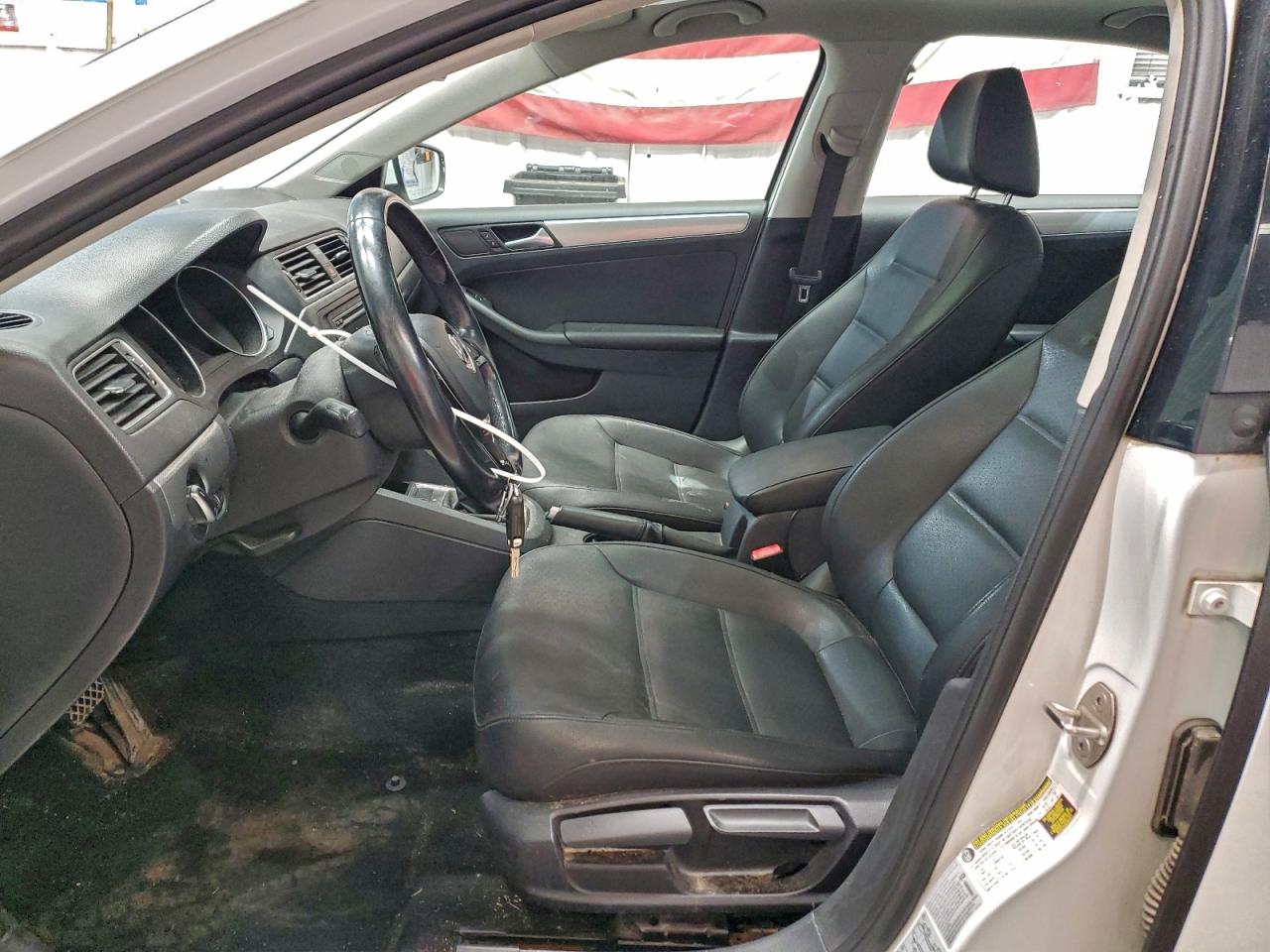 2015 VOLKSWAGEN JETTA SE photo 7